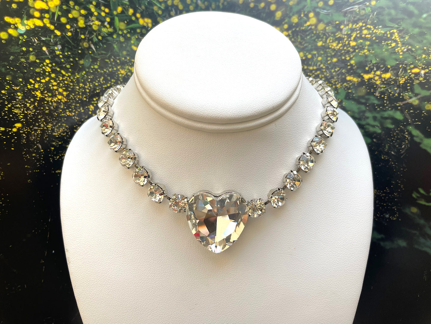 Rhinestones crystals heart statement necklace