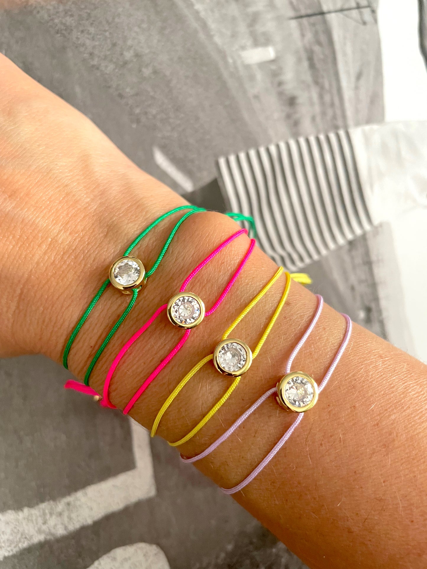 Round Zircon colored bracelets