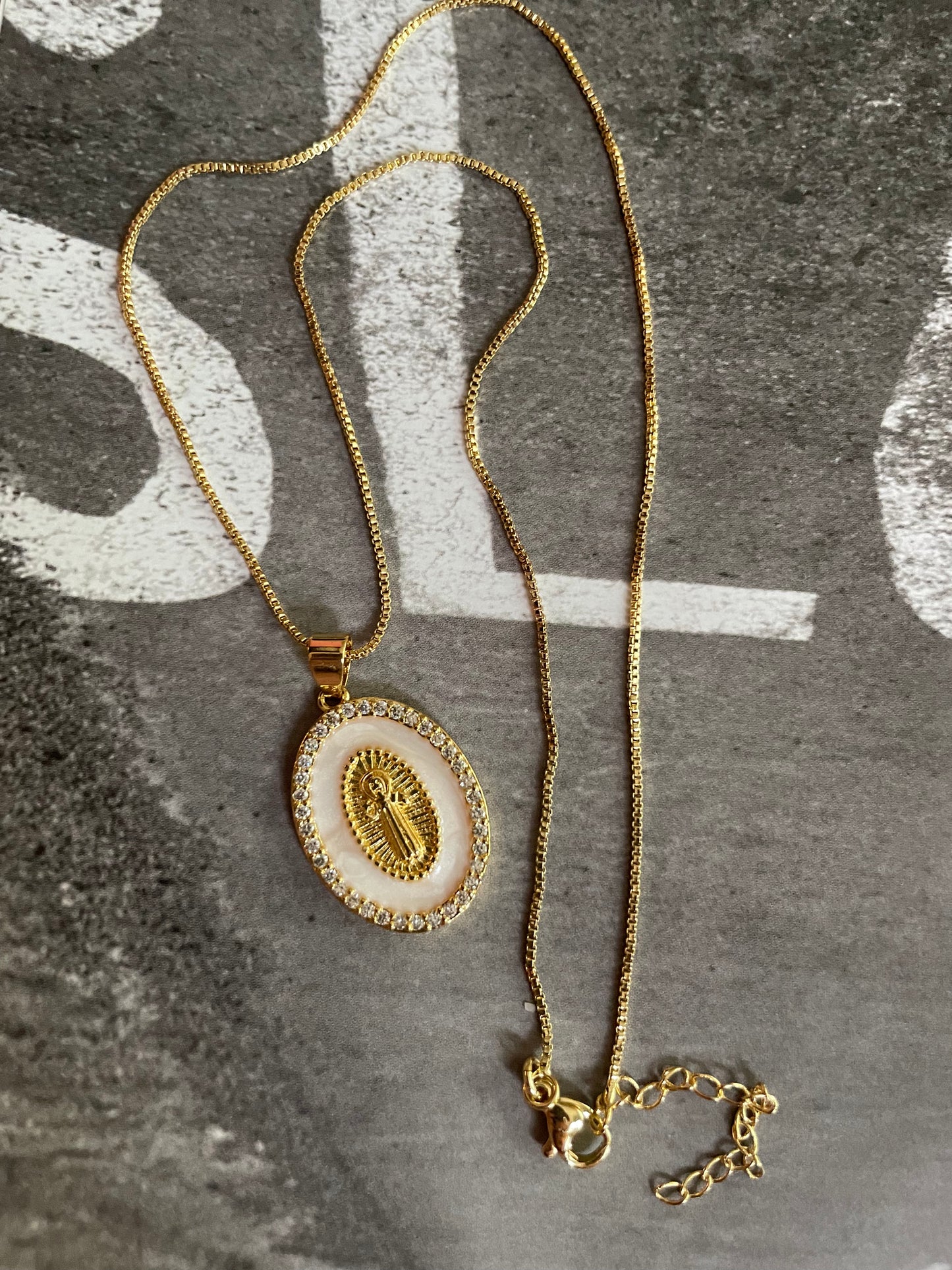 San Benito pendant necklace