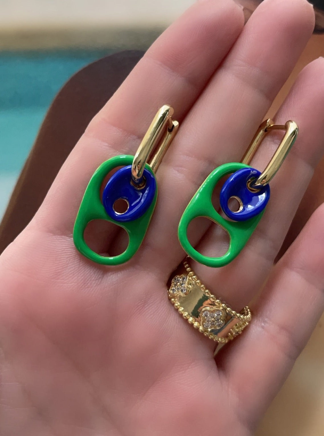Combined Green/Blue soda caps earrings