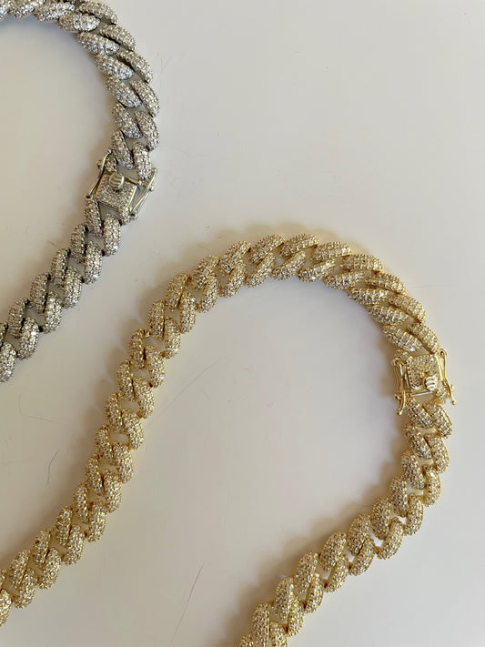 Collar de eslabones cubanos helados