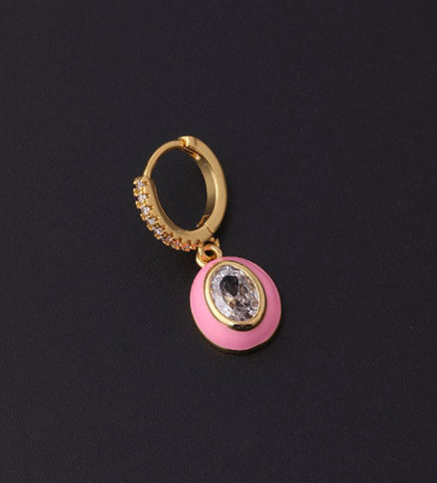 Oval crystal on enamel earrings