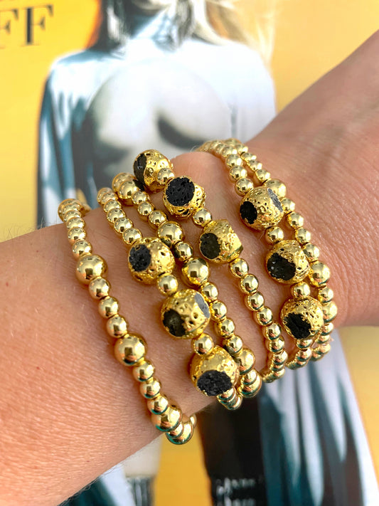 Bracelets en perles pierres noires/dorées