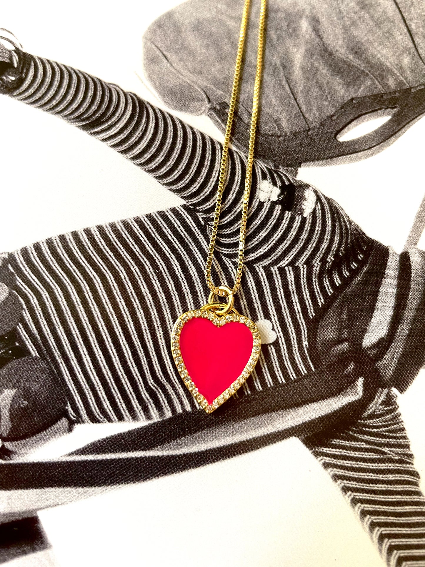Mini pave stone heart pendant necklace