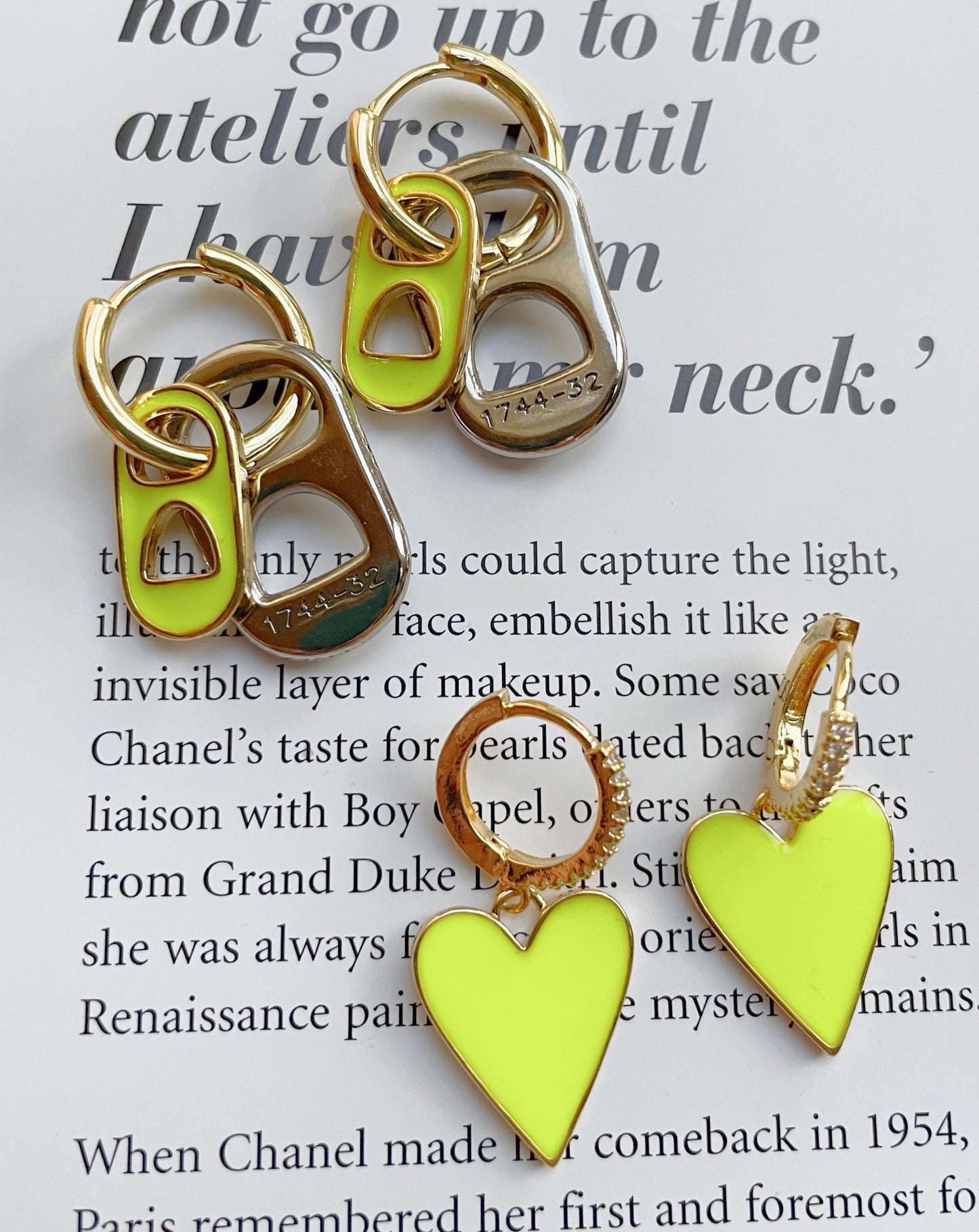 Combined neon soda caps gold plated earrings